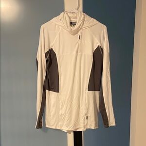 Magellan Outdoors Pro Women’s White Hoodie